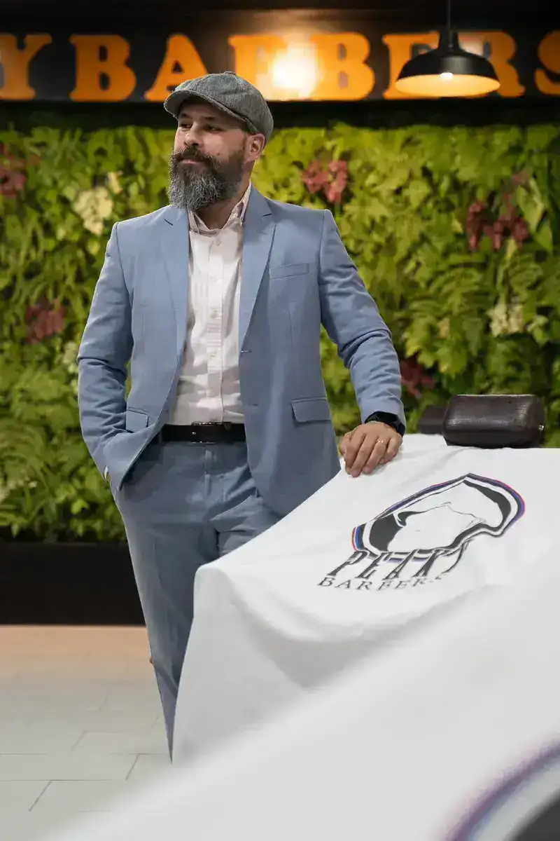 Sandor Szabo, fundador da Peaky Barbers